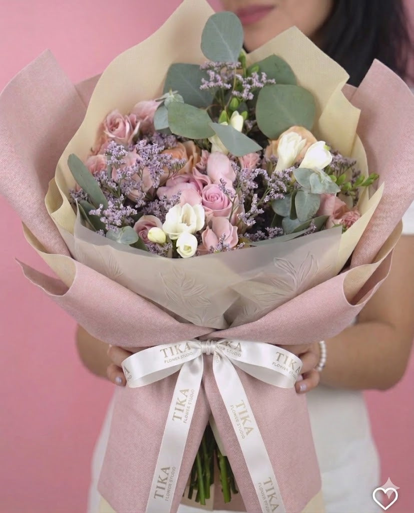 Pink sunset bouquet (Mother’s day bouquets are now available for preorder. Secure yours today to guarantee delivery availability May 9 & May 10th)