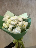 White whisper bouquet