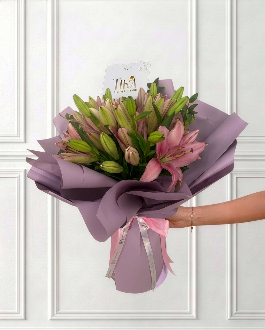 Lily bouquet
