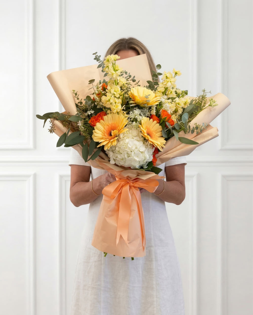 Hand tied bouquet designer’s choice