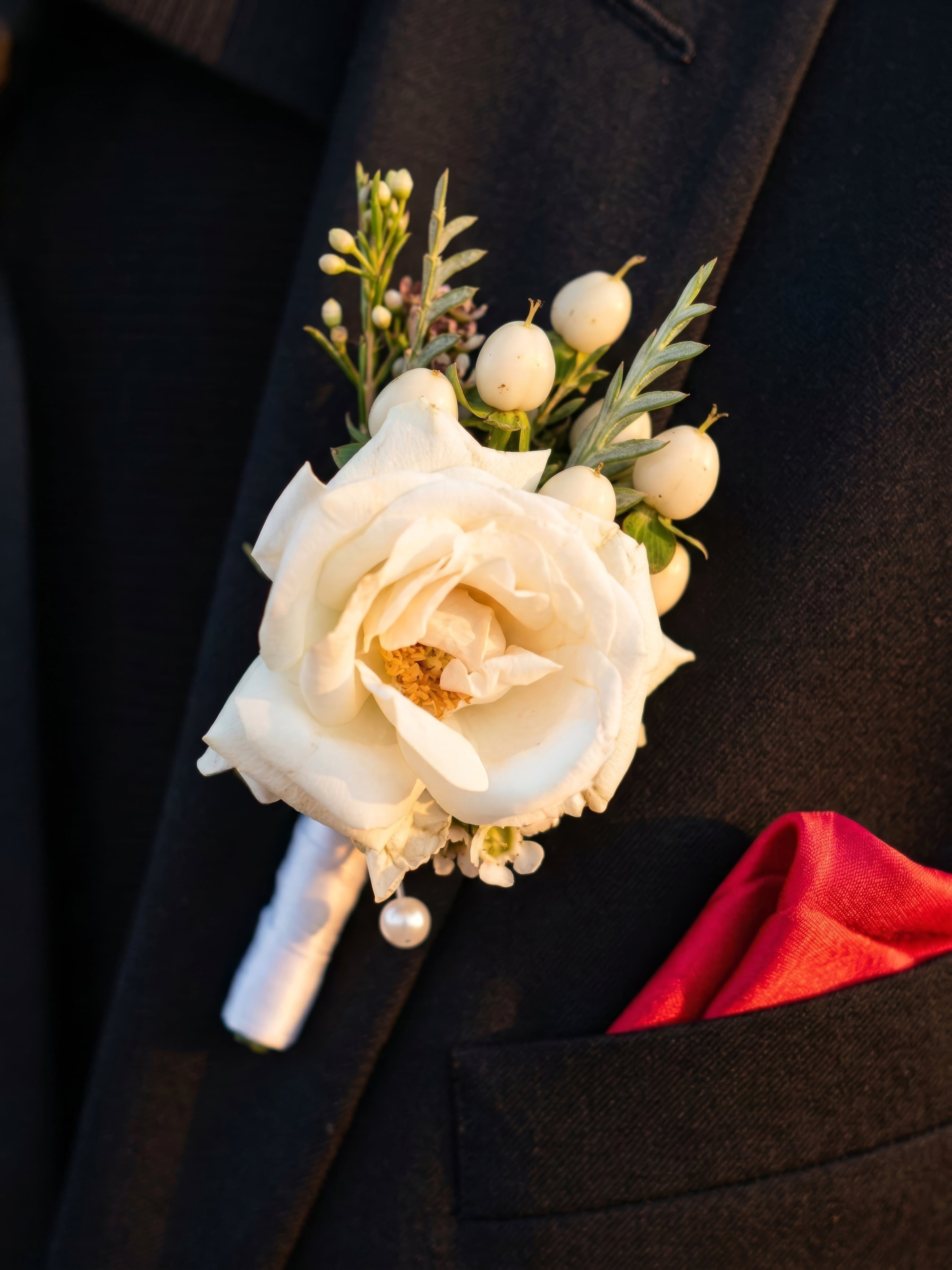 Bundle corsage and Boutonniere